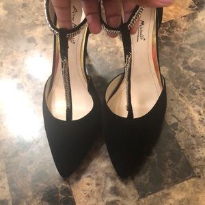 Velvet material chain heels